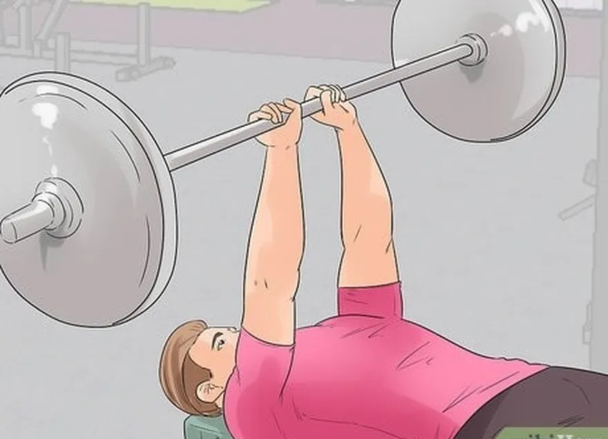 addım 4 yaxın grip bench pressləri edin.