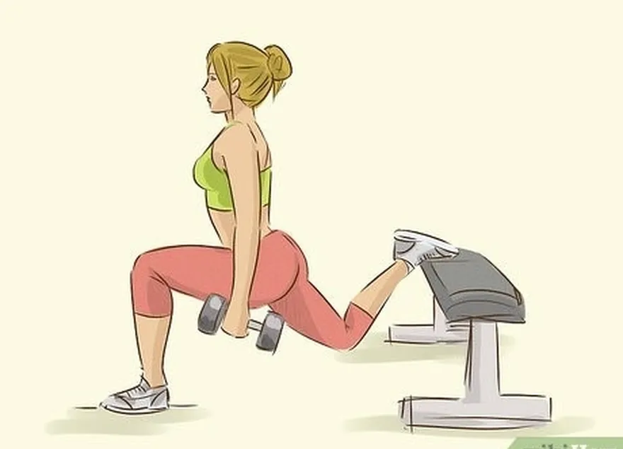 addım 3 daha səmərəli bir squat məşqi üçün bolqar split squats sınayın.