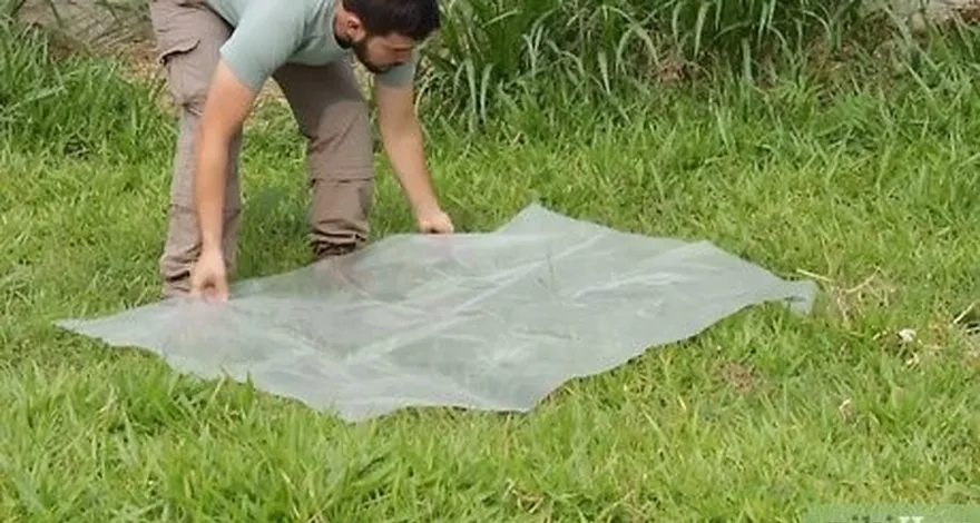 addım 1 çadırınızı qoymadan əvvəl bir tarp qoyun.